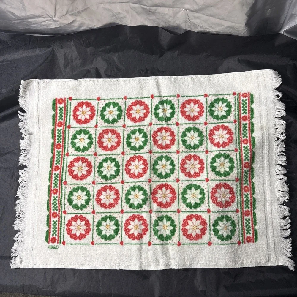 Vintage Christmas ‎ 70's Era. Kitchen Towel.